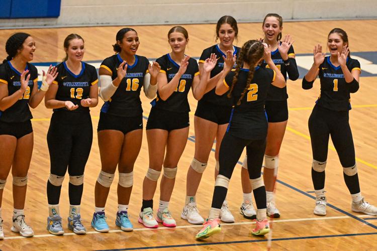 PHOTO GALLERY Stillwater volleyball makes home debut against Edmond Santa Fe