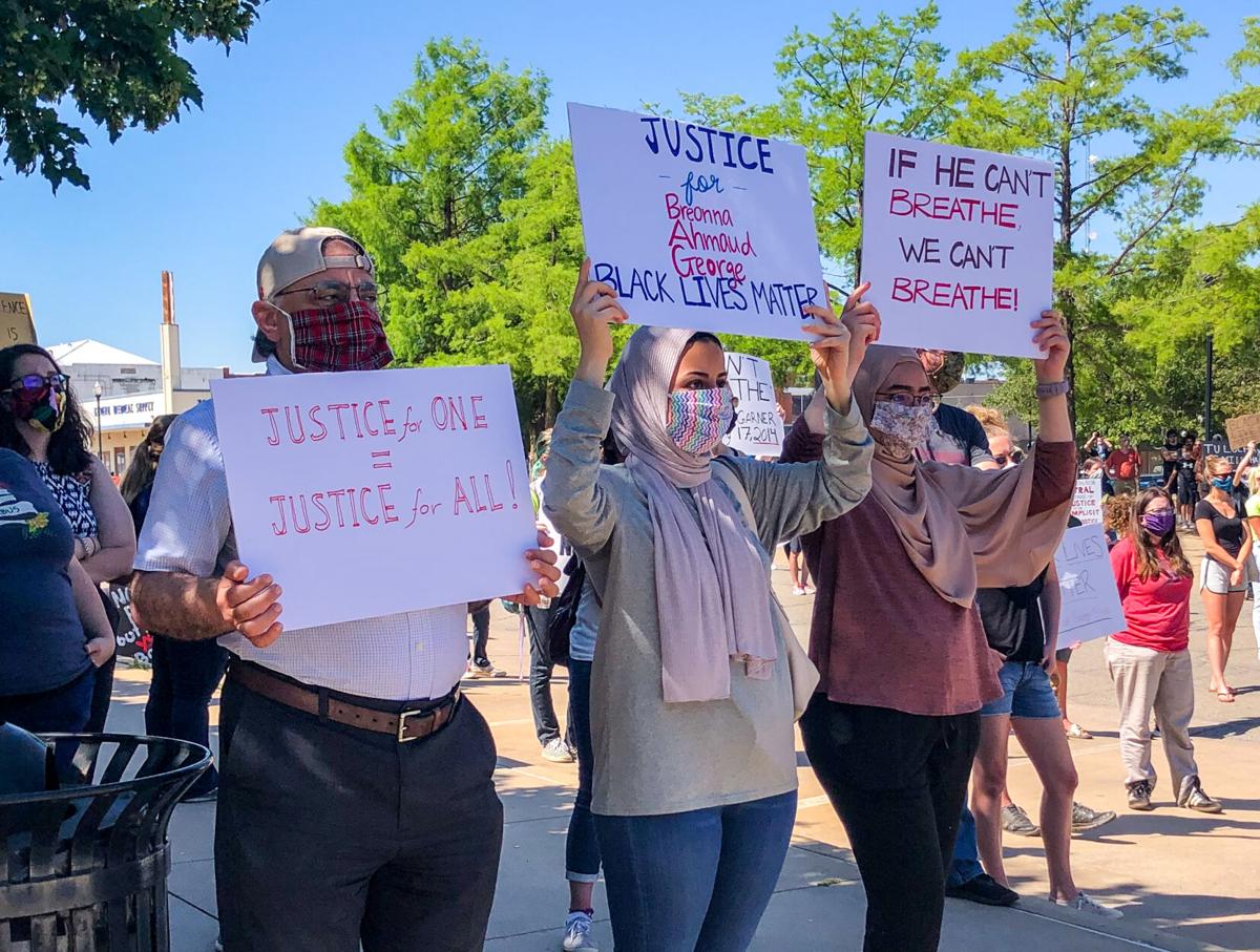 Demonstrators4.jpg