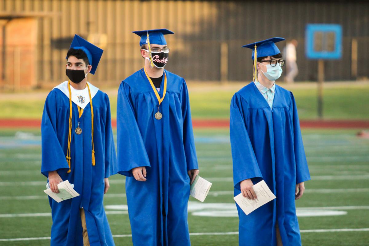 IMG_5565grad01.jpg