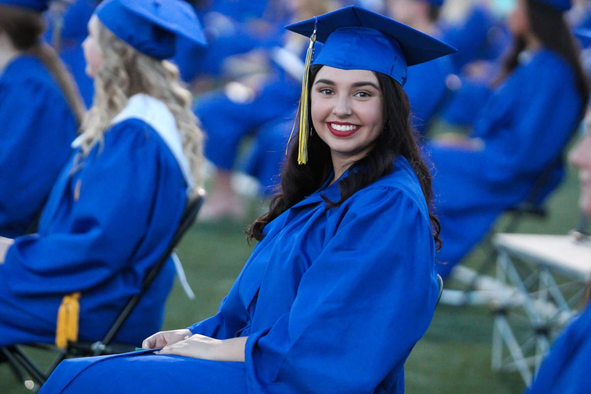 IMG_5598grad02.jpg