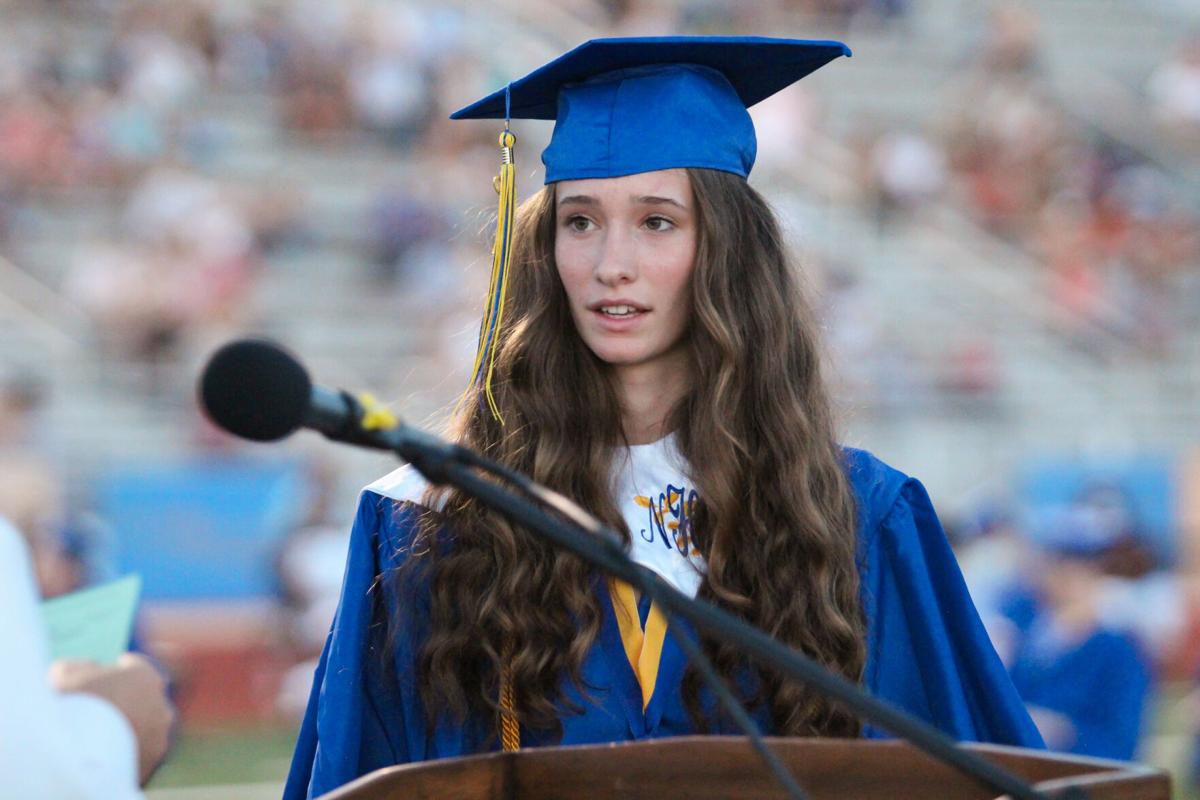 IMG_5615grad04.jpg