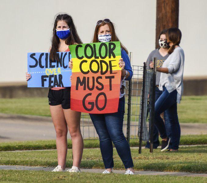 Stillwater Parents Sue School District To End Distance Learning News Stwnewspress Com