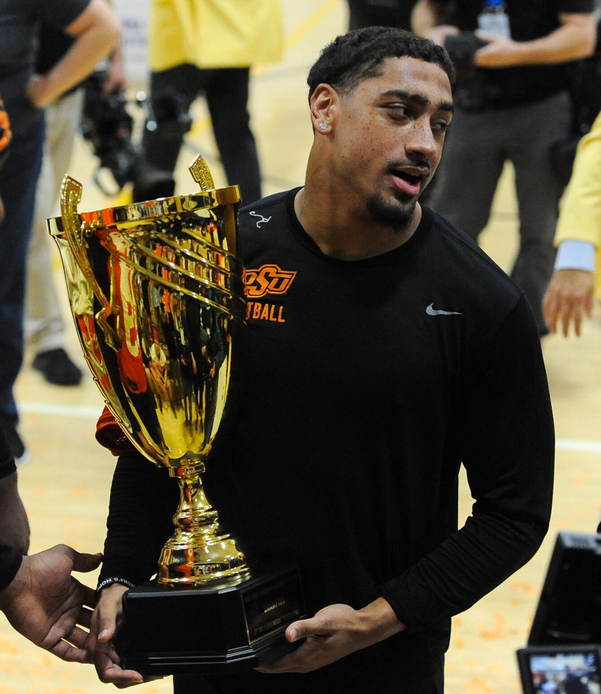 Event_Kolby trophy.jpg