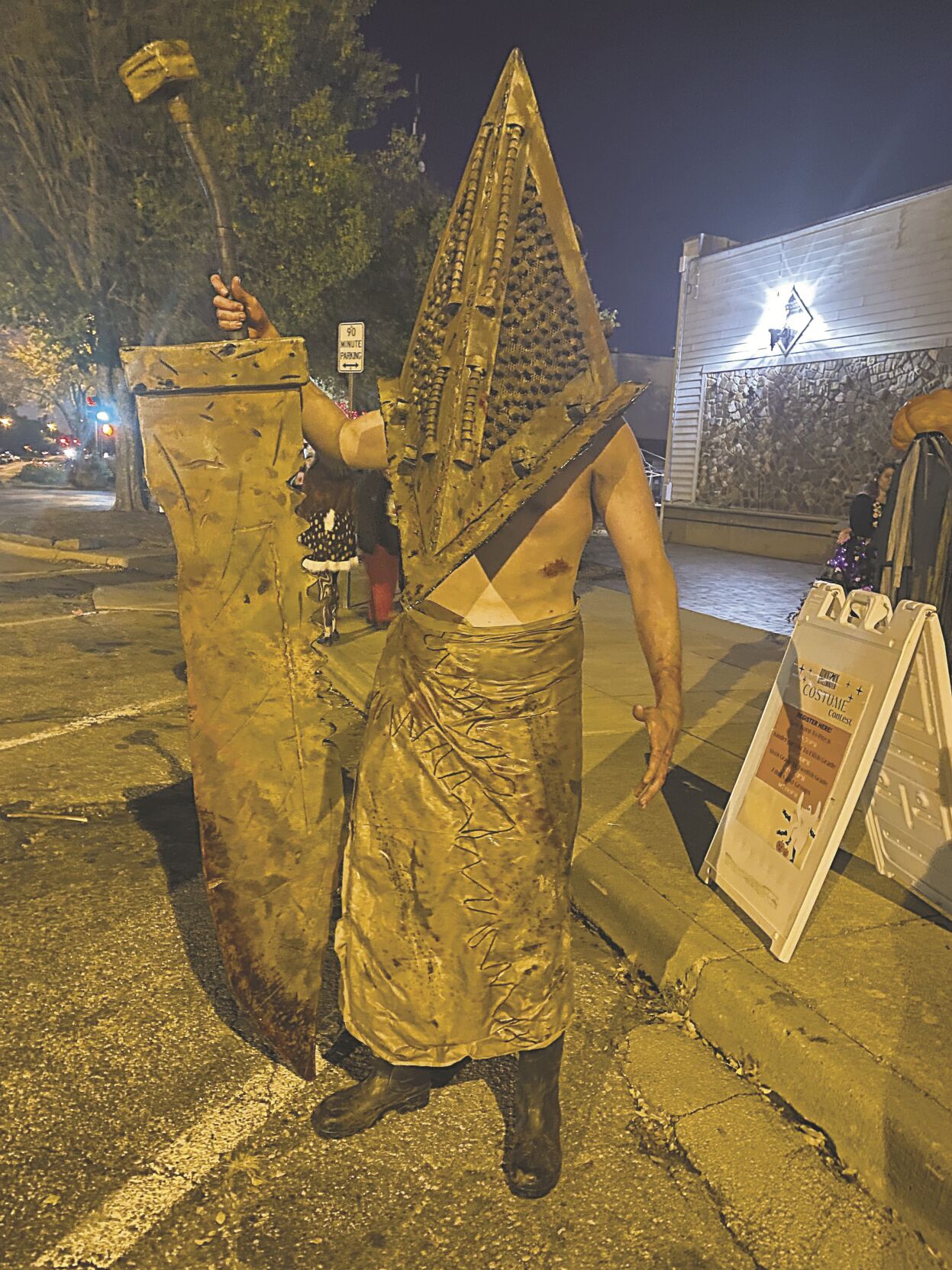 Thousands turn out for Downtown Stillwater's Halloween Festival Local