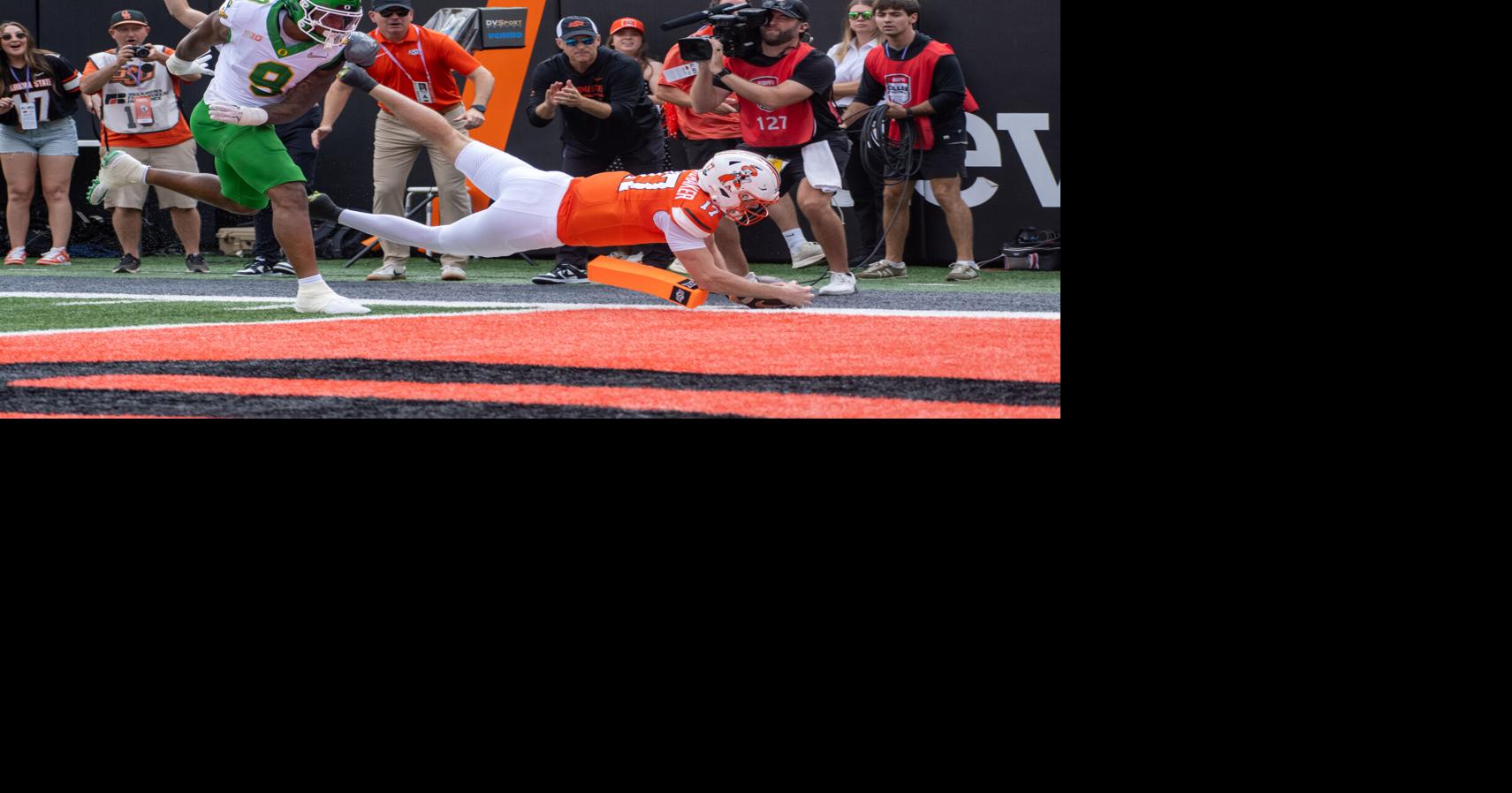 Mestemaker shows true colors, sparks offense in Cowboys' upset of Oregon