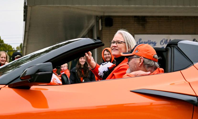 PHOTO GALLERY Downtown Stillwater hosts Sea of Orange