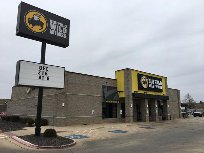 Buffalo Wild Wings owner denies accusation of discrimination ...