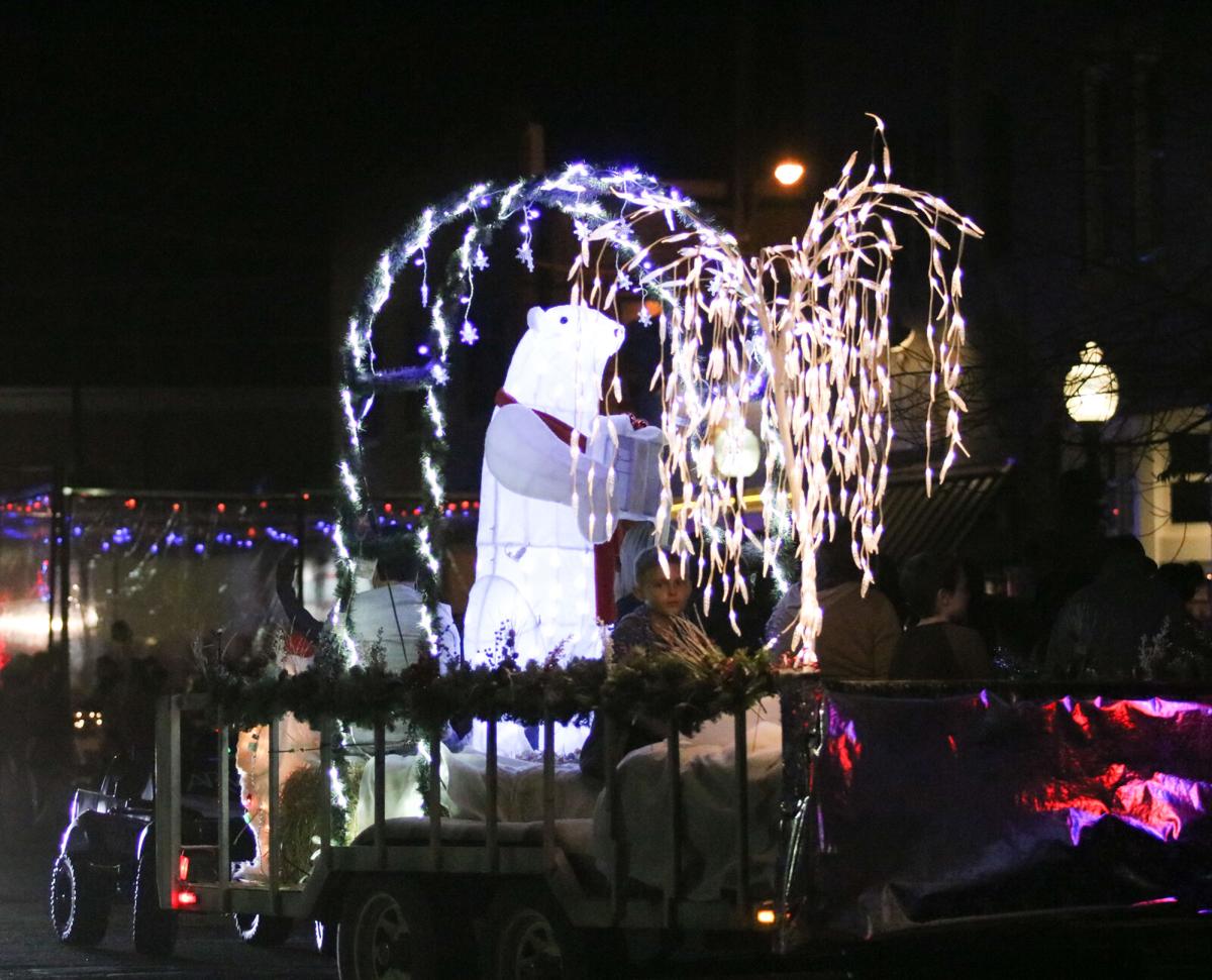 Parade09.jpg