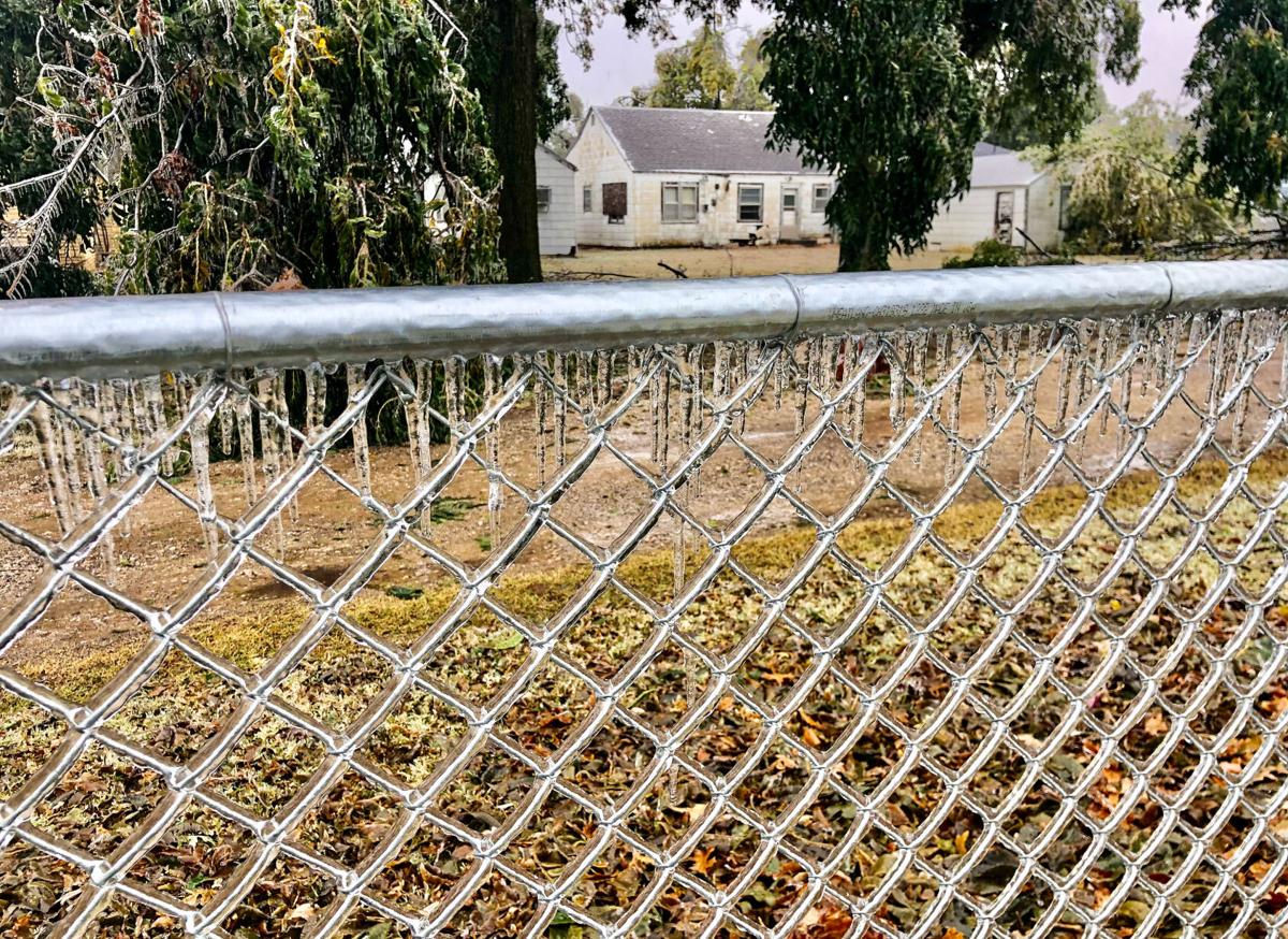 Icy chain link.jpg