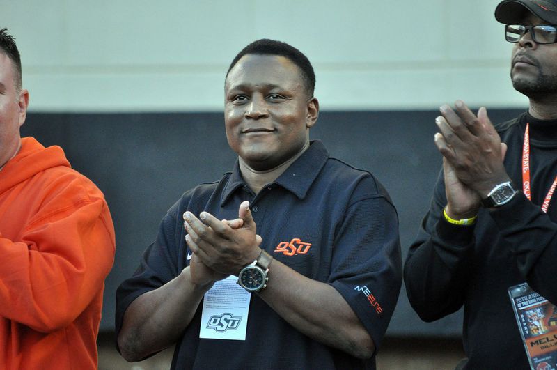 Barry Sanders statue could come soon to OSU, Mike Gundy says