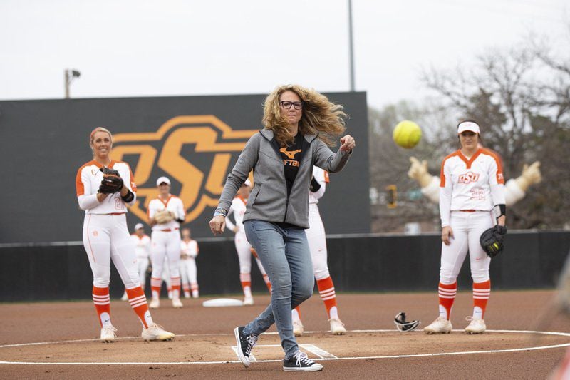 World renowned Former Cowgirl pitcher Smith returns home