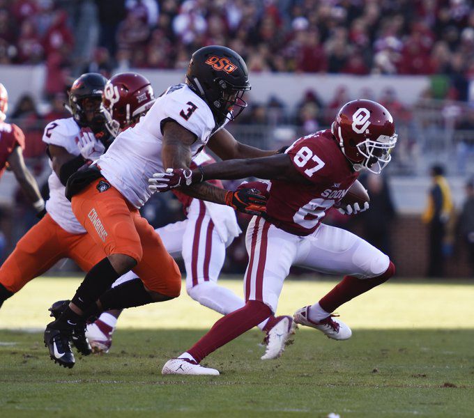 Failed two-point conversion lingers in Pokes' Bedlam loss