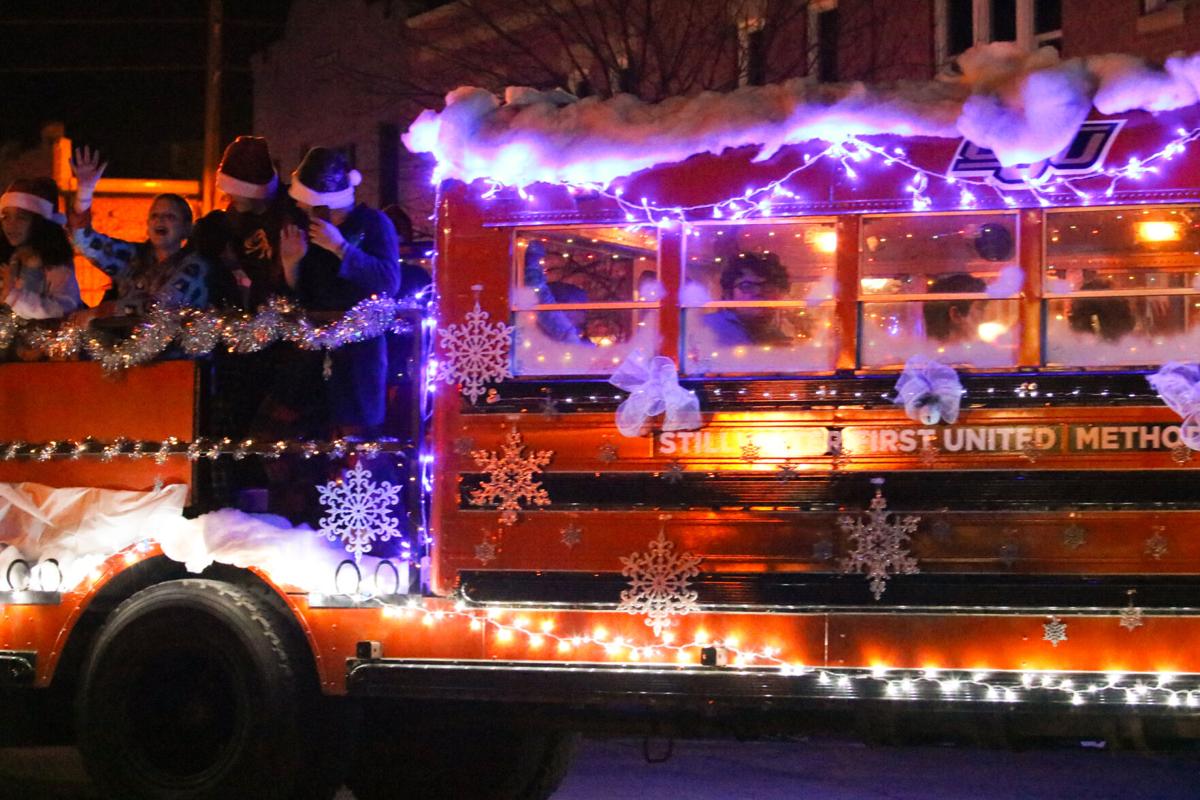 Parade19.jpg