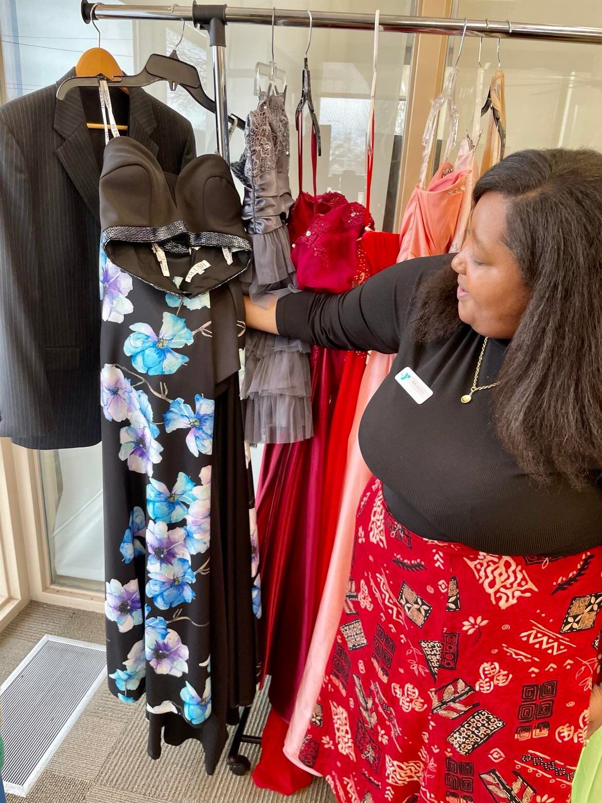 Stillwater YMCA offers free dresses at Prom It Forward News