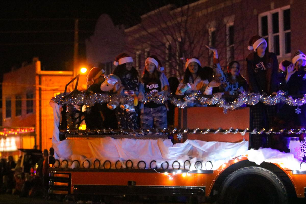 Parade20.jpg