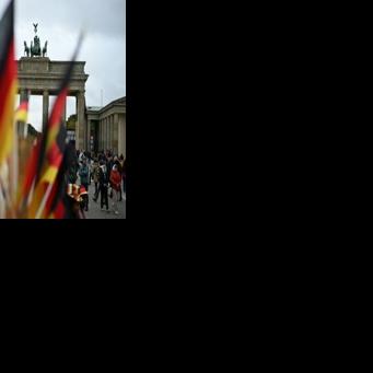 German growth beats forecast but energy shock looms