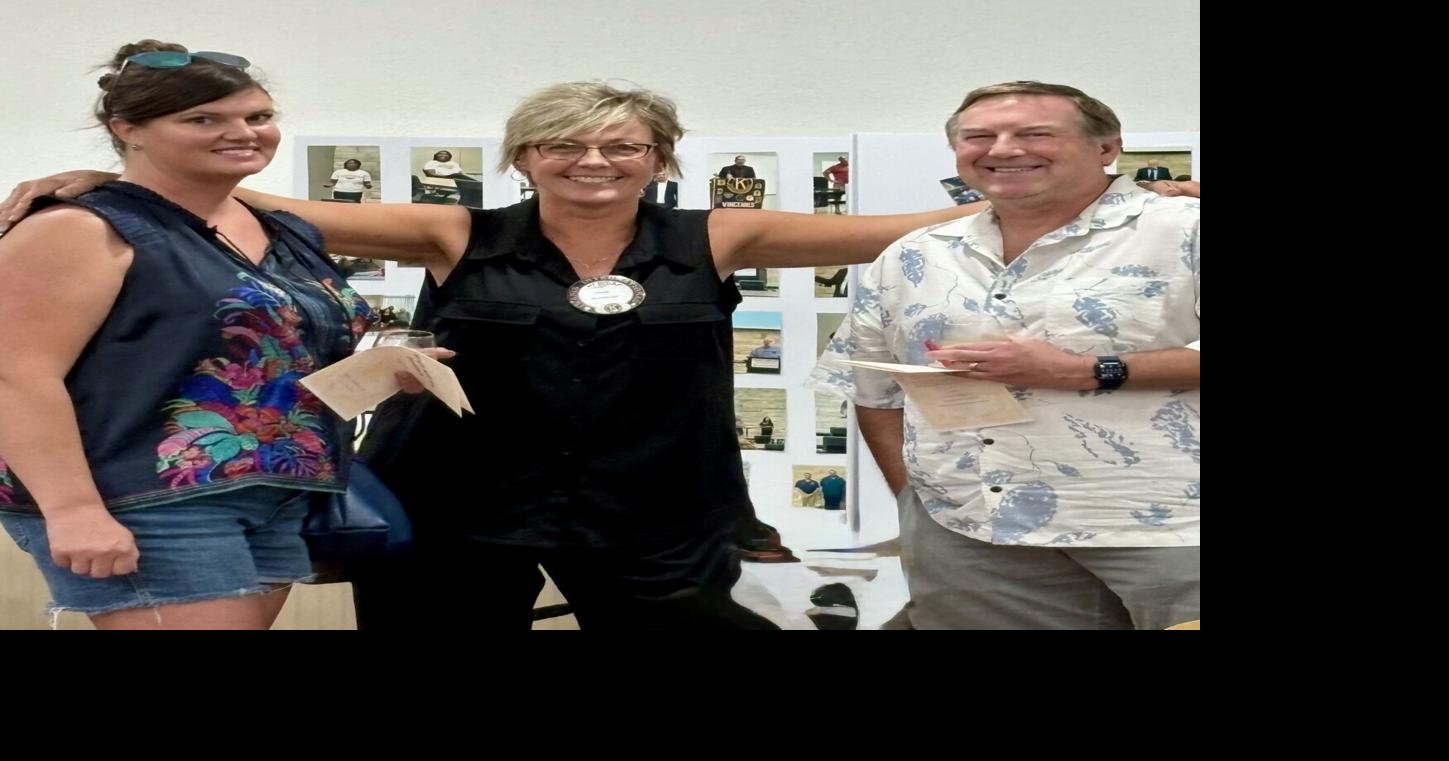 Mingle with the Kiwanis members