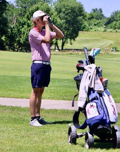 No. 19 Alices lead the way in boys golf