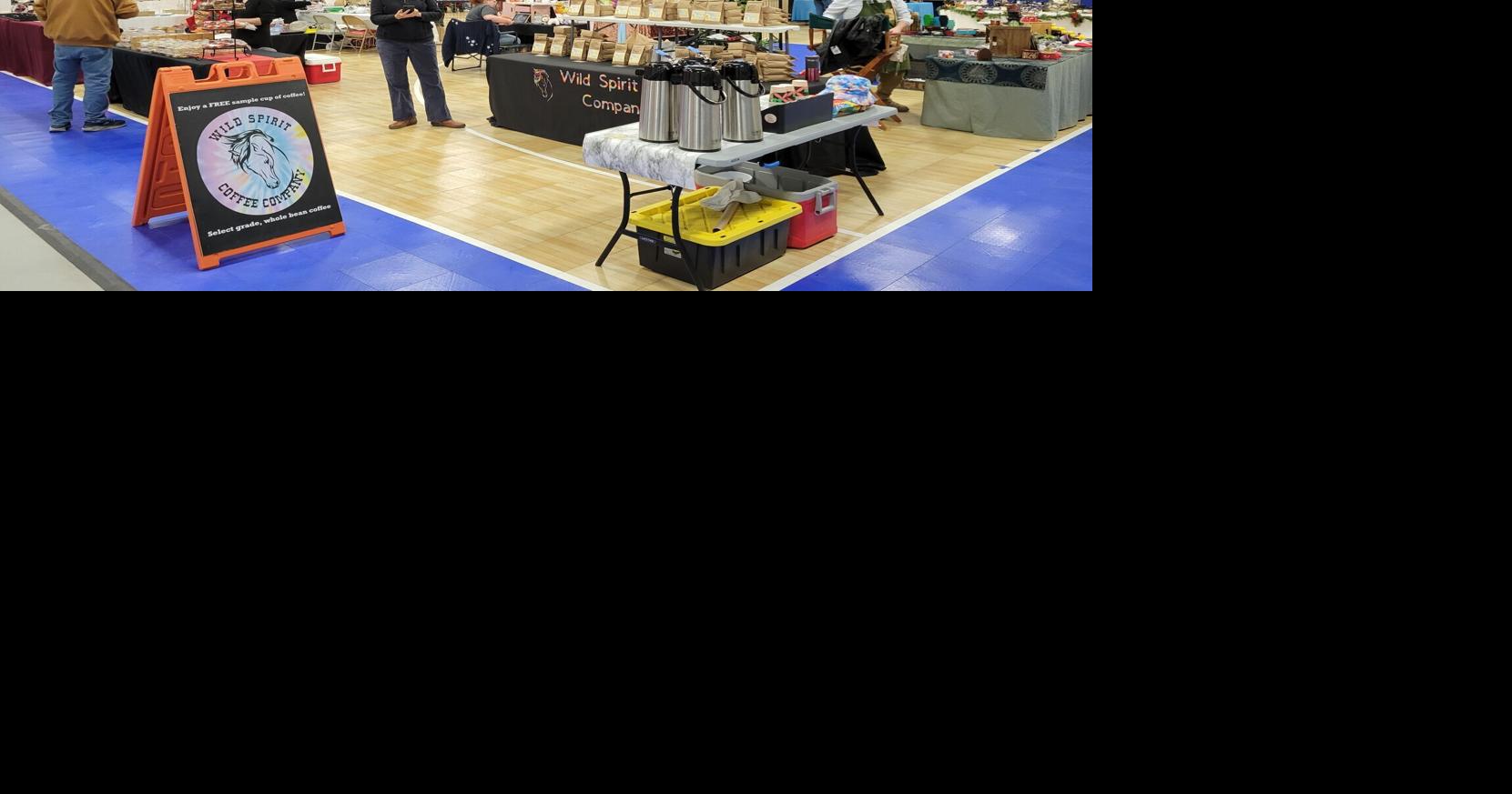 Local businesses gather together for Small Business Saturday