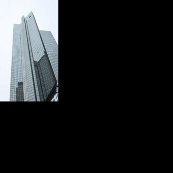 Money laundering probe overshadows Deutsche Bank's record profits