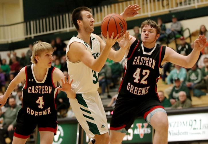 Benson rules in Lincoln's 2nd straight win Sports