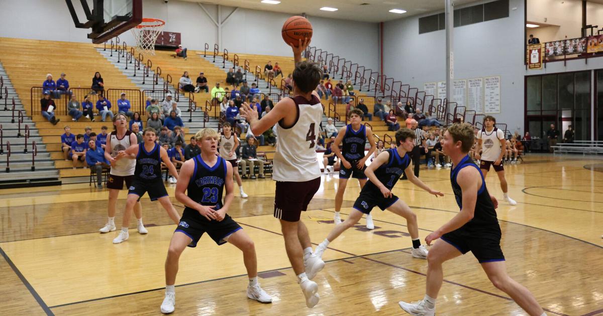 Charger boys scrimmage against Northwest Dubois Jeeps | Press Dispatch ...
