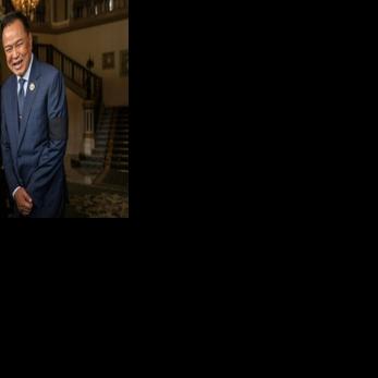 Thai PM agrees coalition with Thaksin-backed party