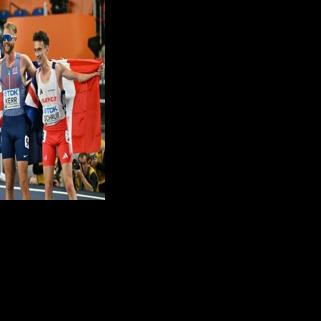 Britain's Kerr outsprints Hocker for world indoor 3,000m gold