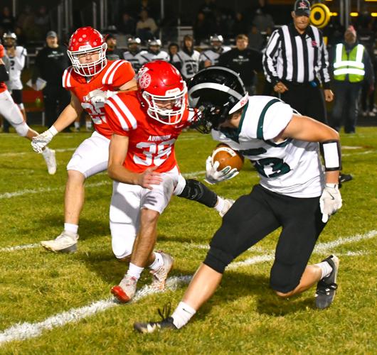 IOWA EIGHTMAN PLAYOFF FOOTBALL Quick start sparks Wheelers (copy