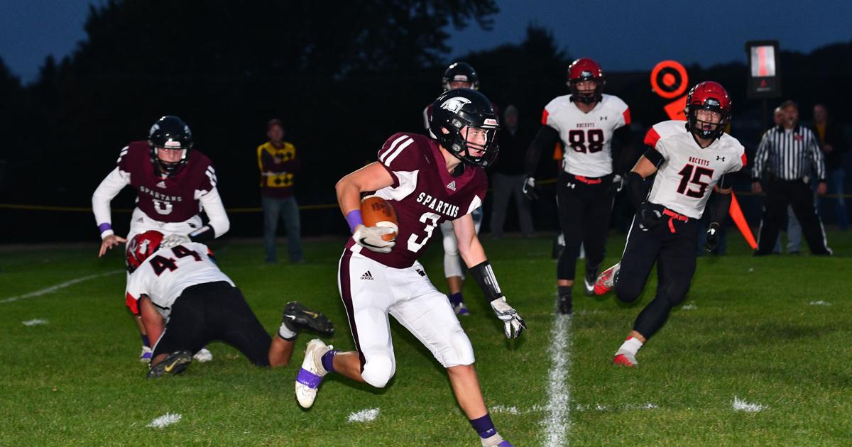 Spartans Over Rockets Rockets Take Down Spartans 61-12 | Atlantic | swiowanewssource.com