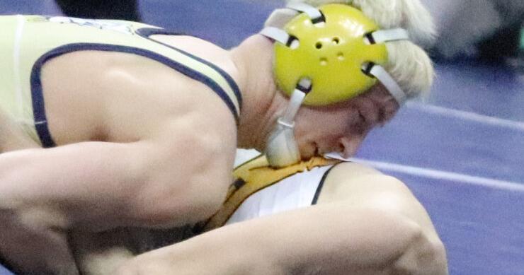 IOWA CLASS 1A STATE CHAMPIONSHIP: Riverside's Anderson wins state championship