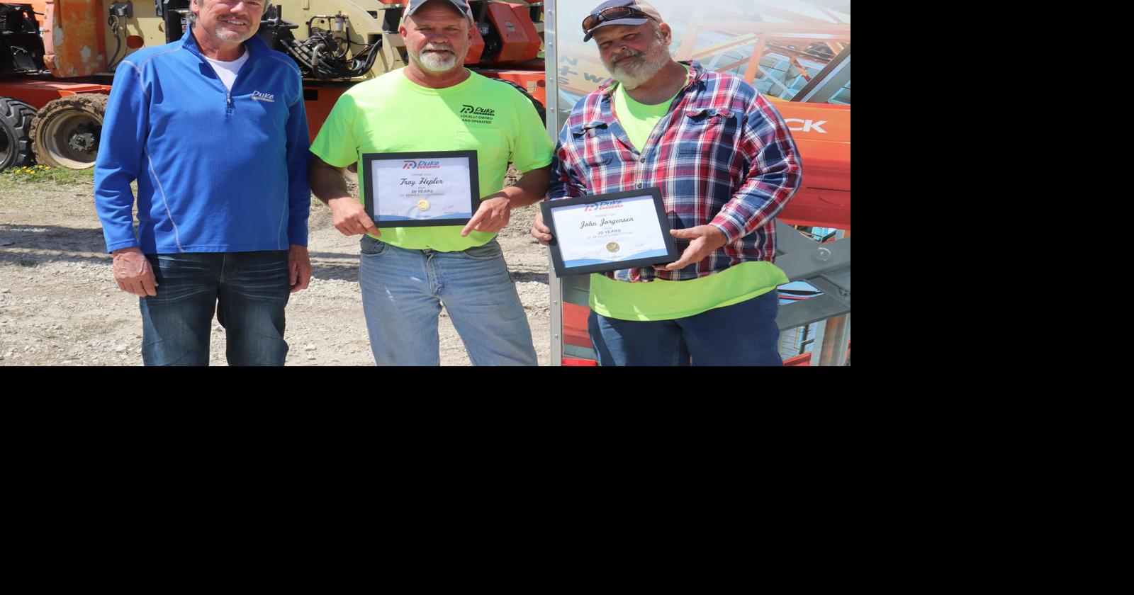 Duke Rentals Honors Long Time Employees | Business | swiowanewssource.com