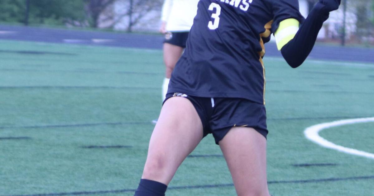 PHOTO GALLERY: Atlantic girls soccer vs. Knoxville Friday, May 1, 2026 ...