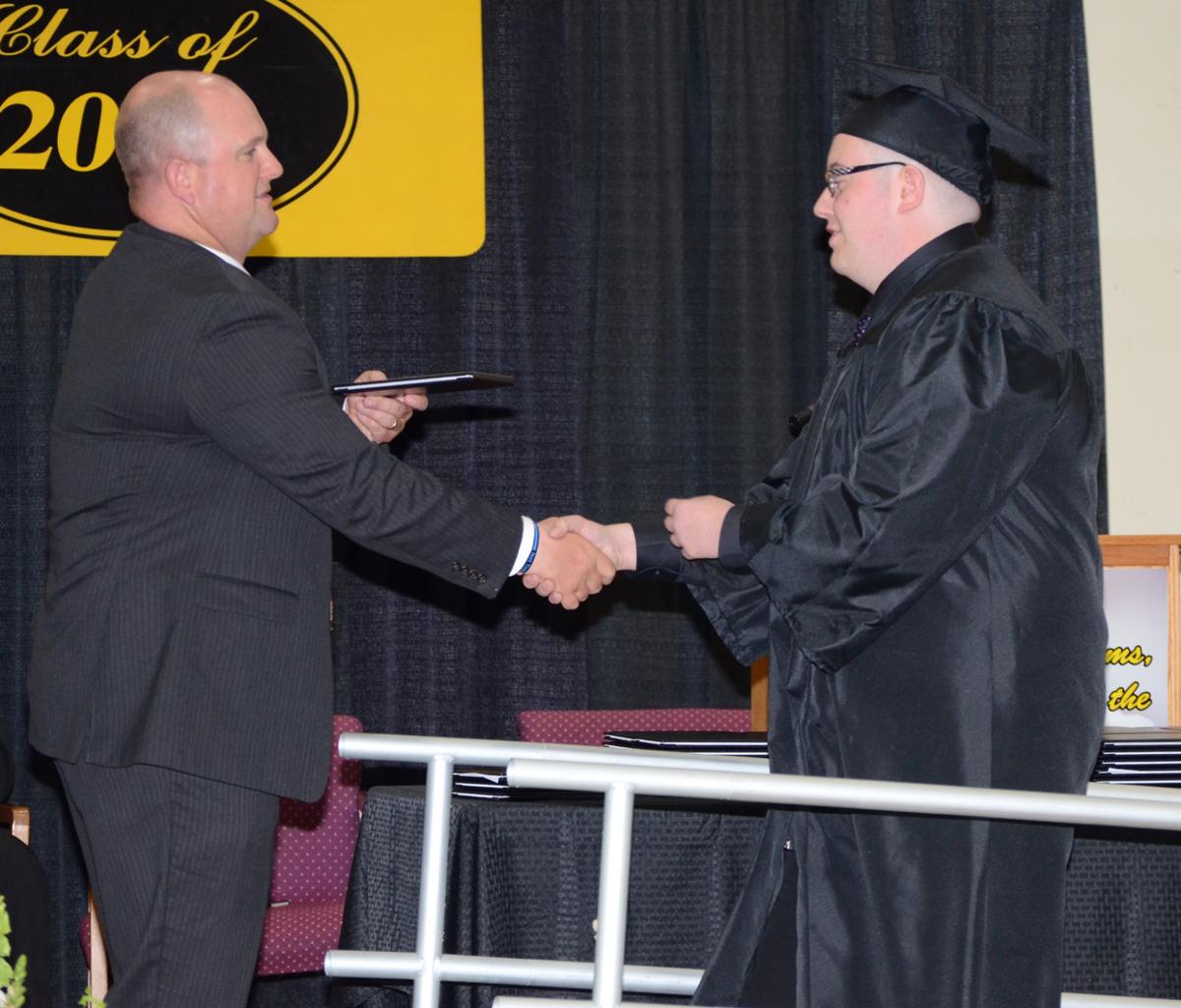 Atlantic High School Principal Gives Details Graduation Prom Activities Atlantic Swiowanewssource Com