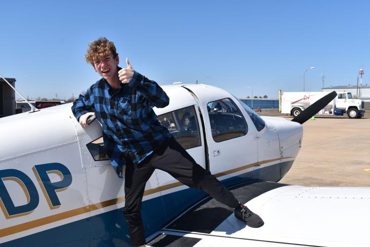 Lawton High School students complete Discovery Flights Community News