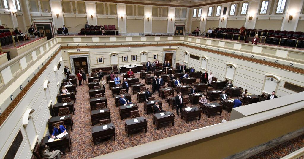 Concerns rise at Oklahoma Capitol over effort to claw back teacher bonuses - Vimarsana News