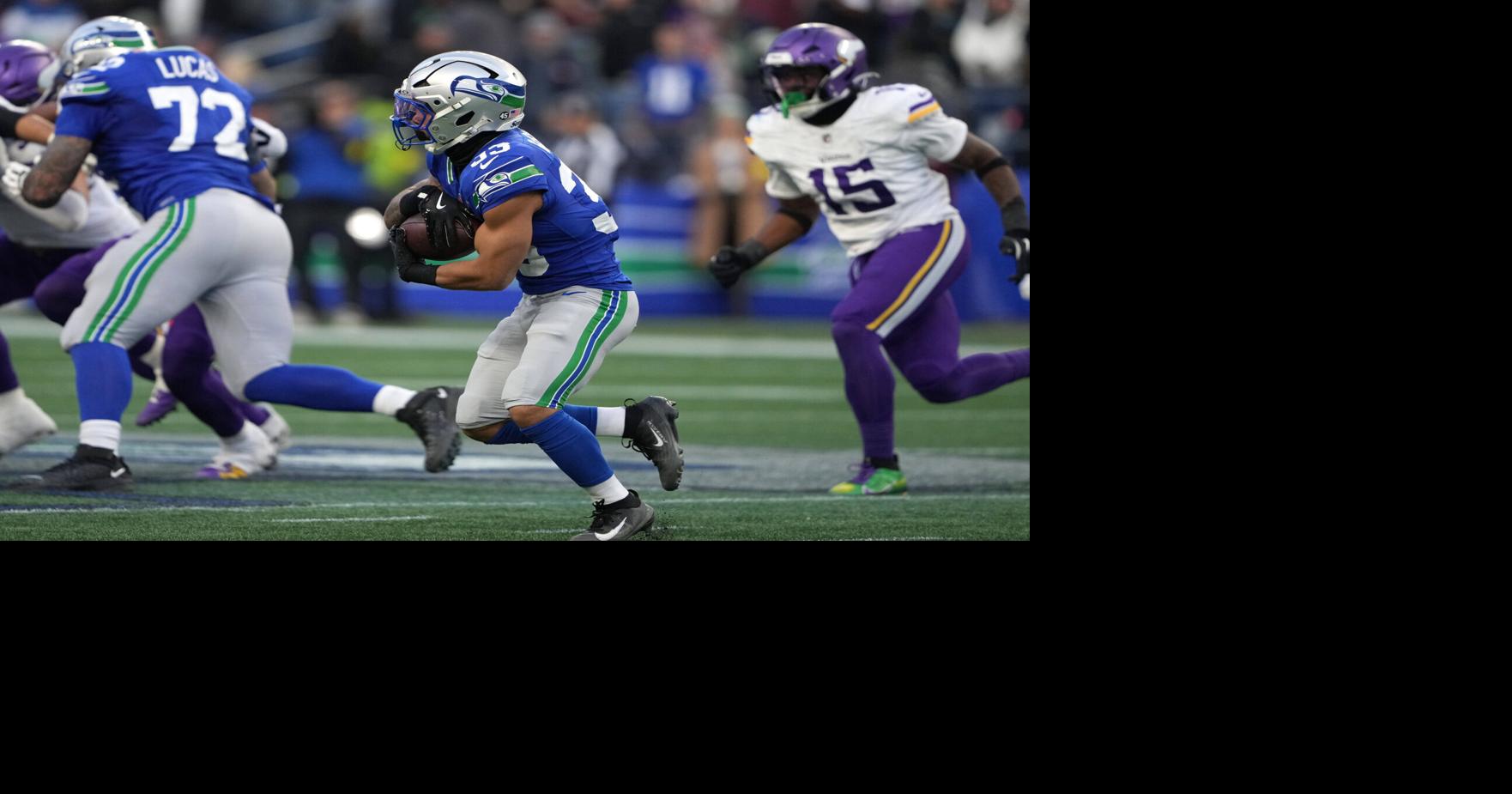 Seattle's defense forces five takeaways in rout of Vikings
