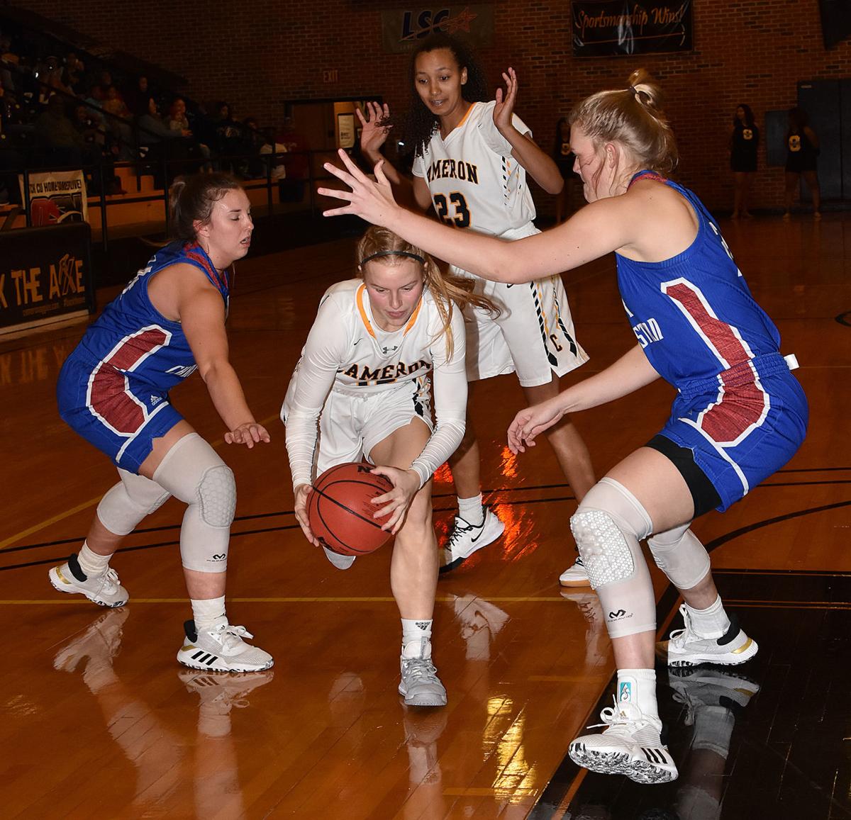 Battese S Record Tying Night Not Enough For Cu Women Against Hot