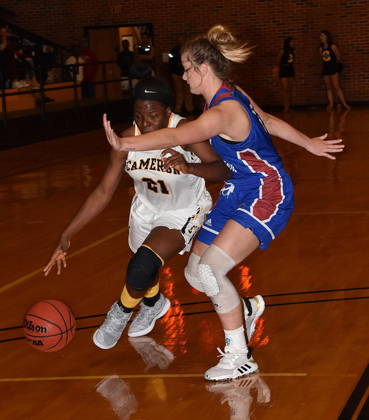 Battese S Record Tying Night Not Enough For Cu Women Against Hot