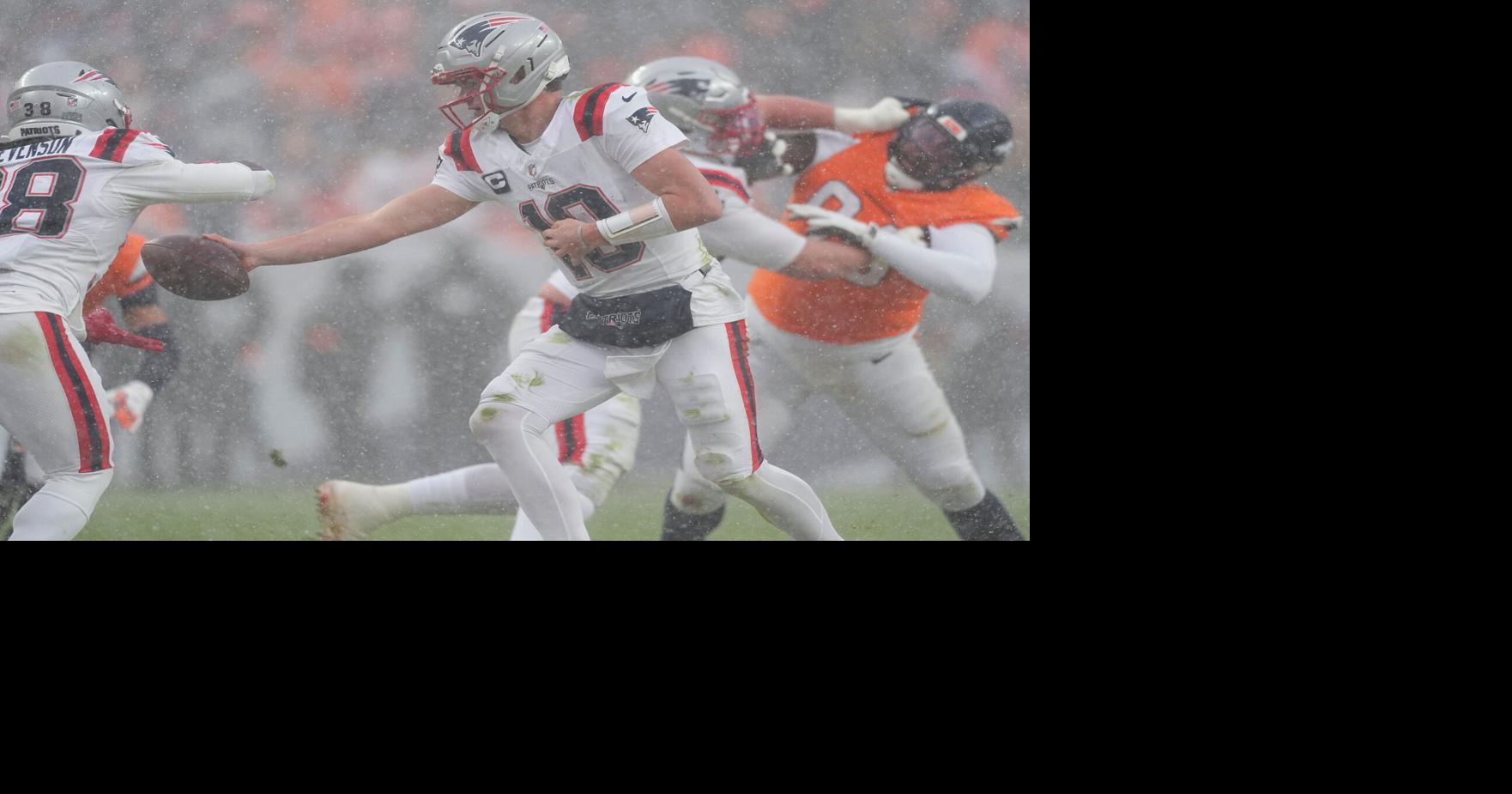 Patriots' defense seals 10-7 victory