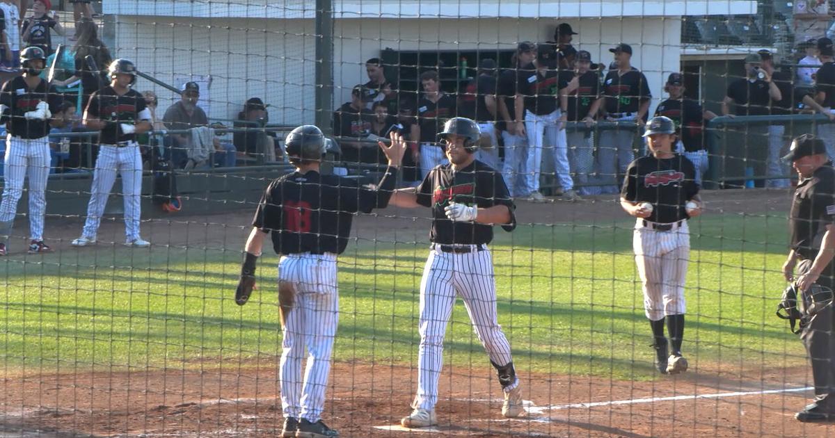 Kyle Schmack becomes first Voyagers hitter to 20 homers in Independent era