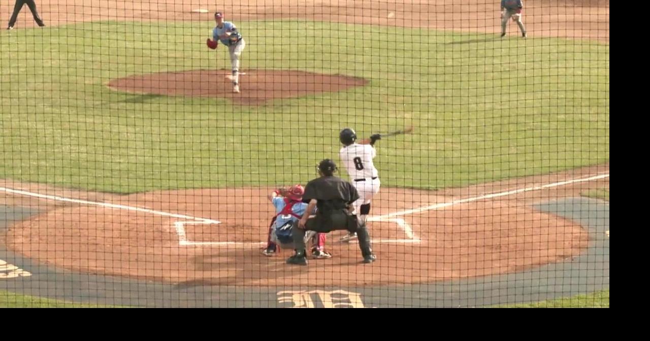 Mavericks sweep twin-bill over Senators