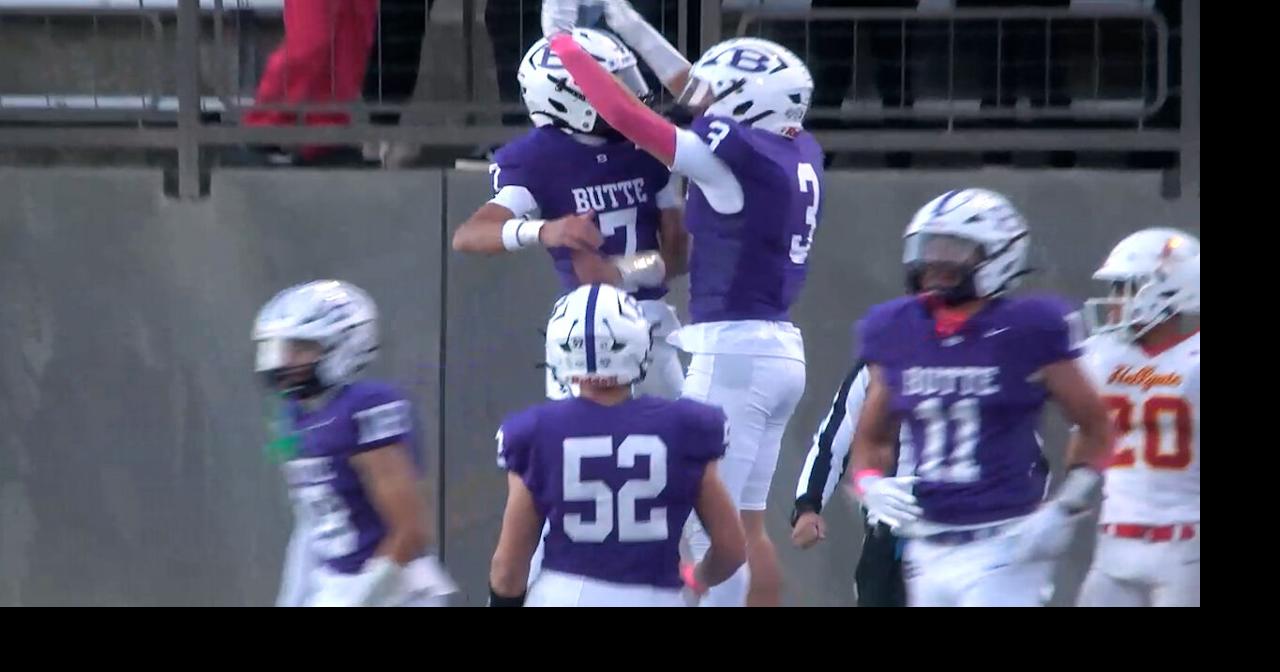 Bulldogs playoff-bound following 45-8 thrashing of Hellgate