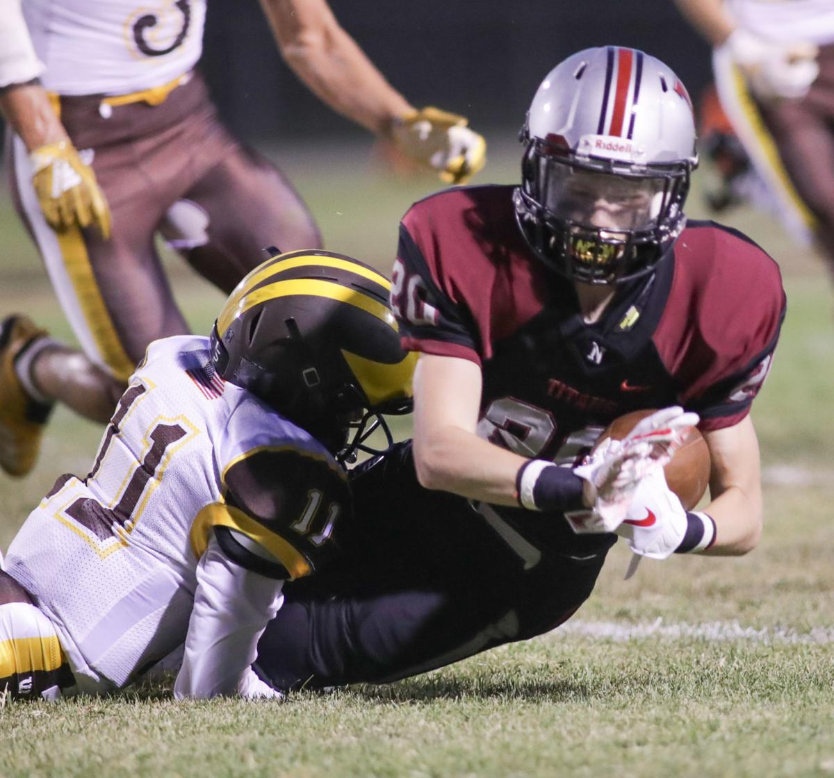 Football Titans Move To 3 0 For First Time In School History