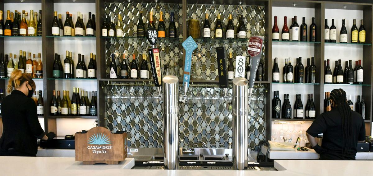 Wine Stone Inn bar