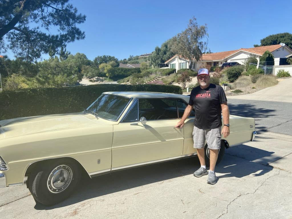 Retired SYVHS coach Ken Gruendyke debuts '67 Chevy Nova at Vikings