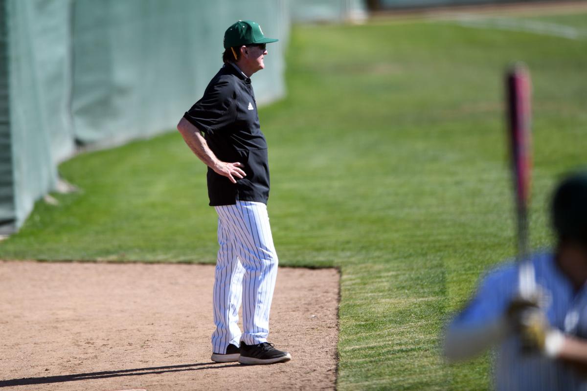 Cal Poly Beats Alumni 12 2 As Mustangs Ready For Baseball Season