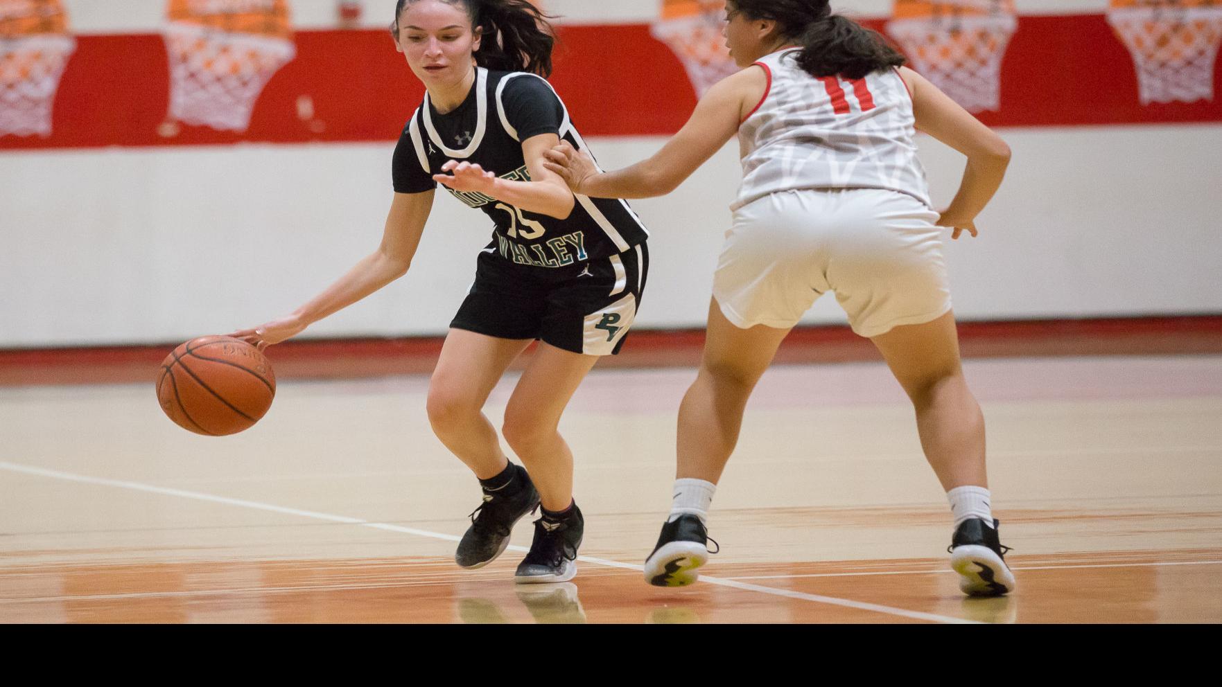 Saints Beat The Buzzer Pirates In Ayer Classic Finale High
