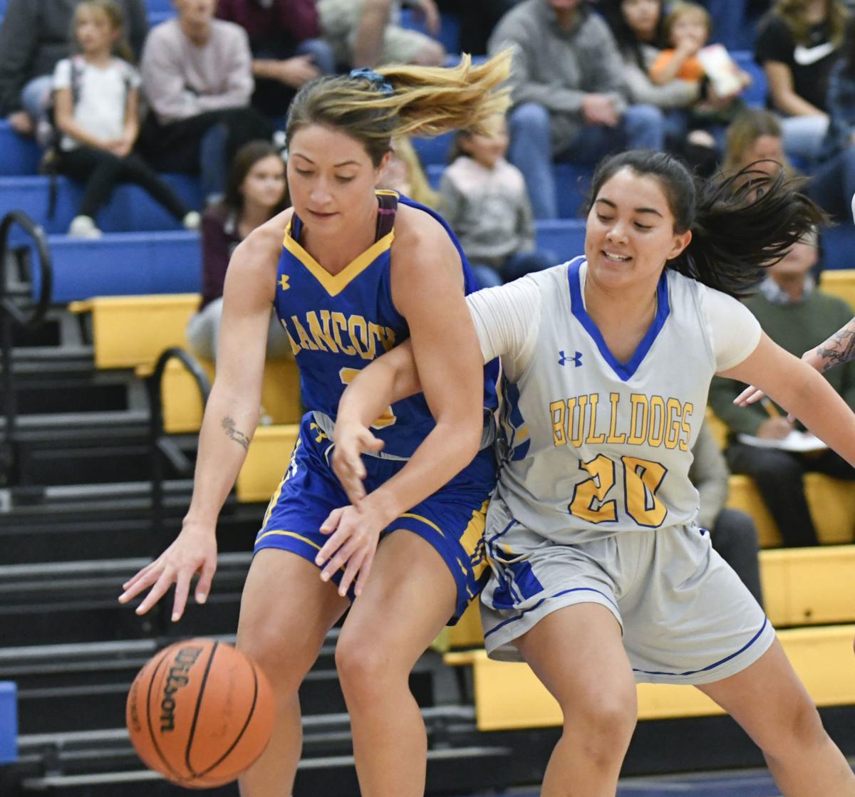 Photos Hancock College S Men S And Women S Basketball Teams Host