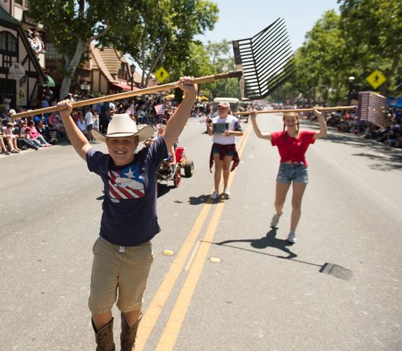 Thousands pack Solvang to celebrate Fourth of July Local news